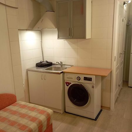 A Comfortable 18M Room With Balcony 탈린 외부 사진